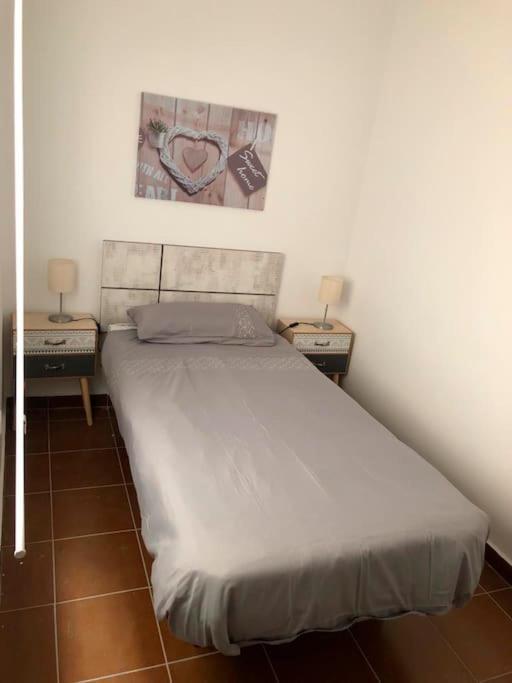 Bonito Apartamento En Calle San Carlos Madri Exterior foto
